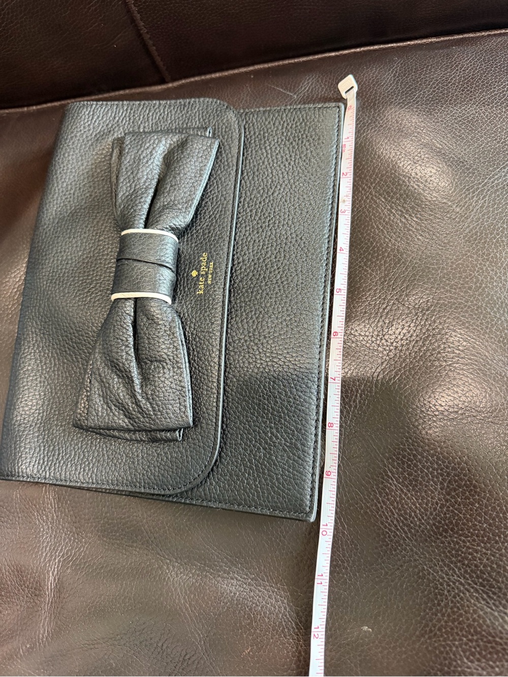 New kate spade Black Pebbled Leather Bow Clutch - Picture 9 of 10